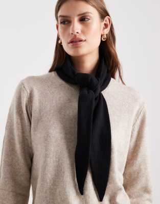 Pieces Small Triangle Knit Scarf In Black