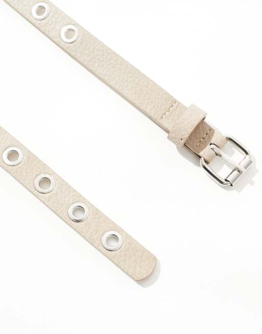 Pieces - Smalle riem met leerlook en oogjes in neutraal, 3 van 4
