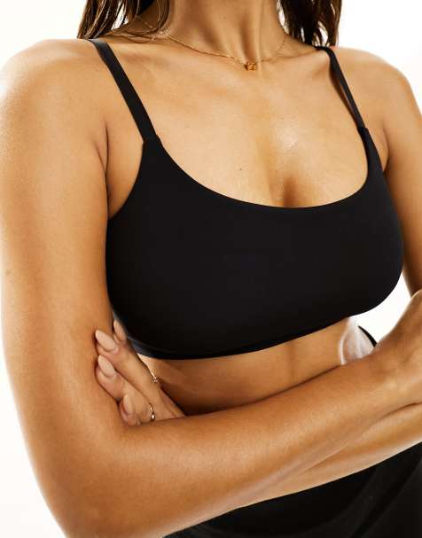 PIECES - Sømløs bralette i sort - view 1