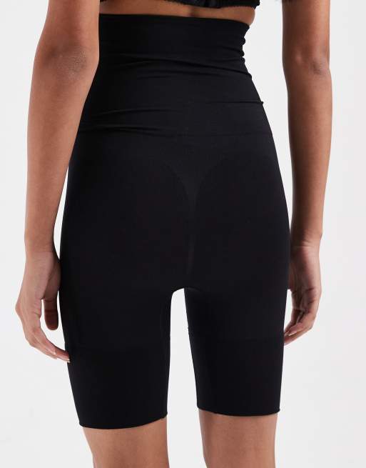 Pieces sømløse shaping-shorts i sort, 3 af 5
