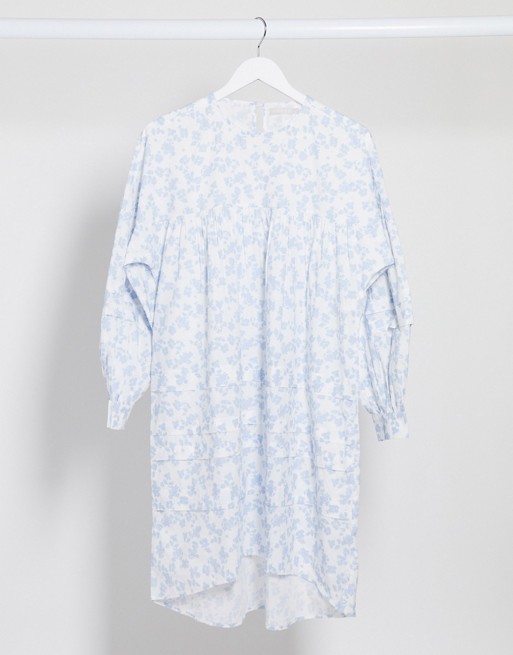 Pieces smock dress in white and blue floral
