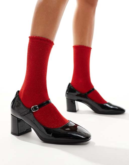 Pieces – Socken in glitzerndem Rot, 3 von 4