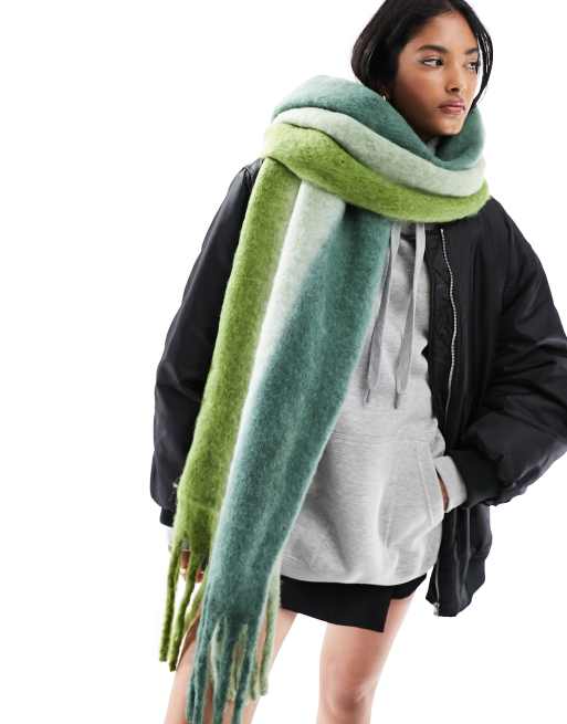 Pieces soft tassel scarf in multi gradient