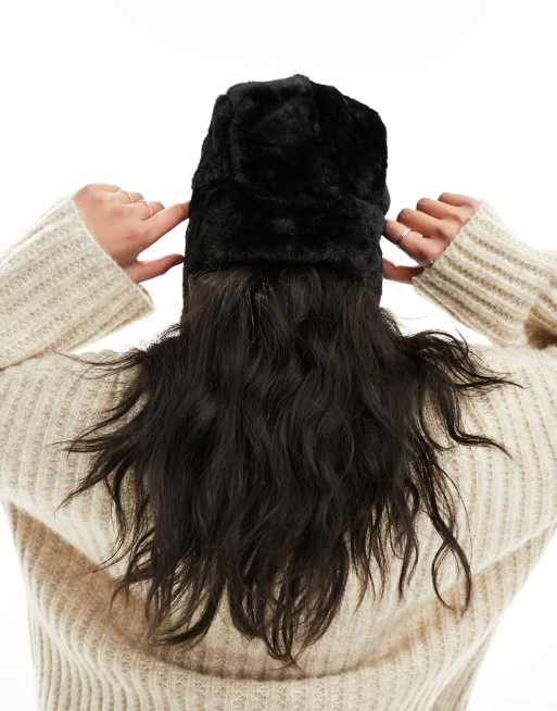 Pieces - Sort aviator-hat i imiteret pels, 4 af 4