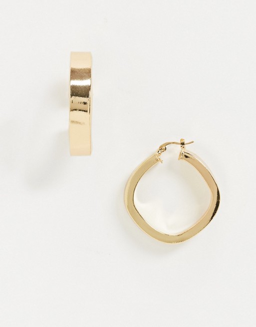 Pieces square hoop earrings in gold