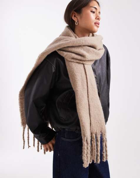 Pieces super soft tassel scarf in silver mink