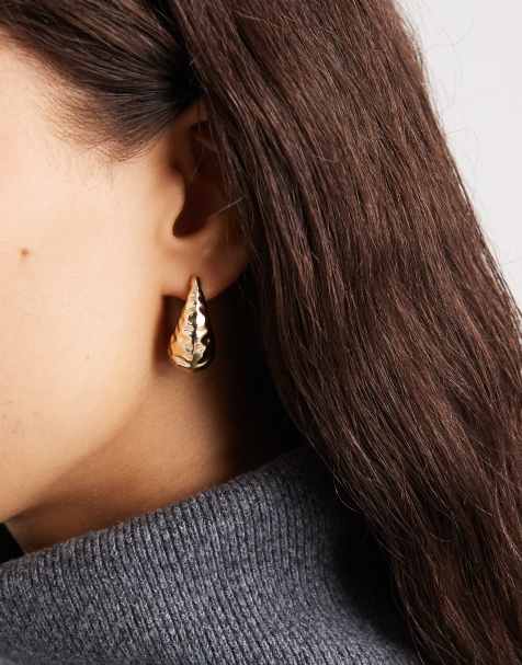 Pieces statement hammered teardrop earrings in gold - view 1