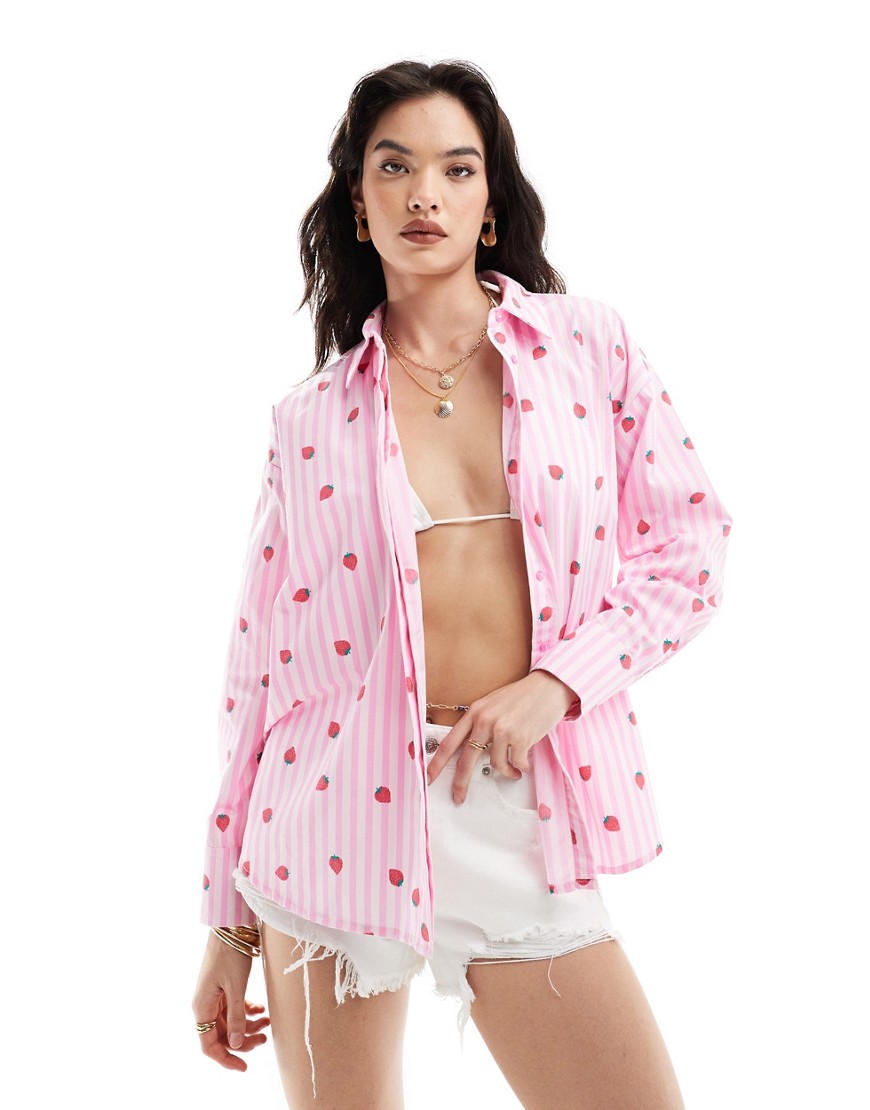 Pieces strawberry stripe oversized shirt in pink