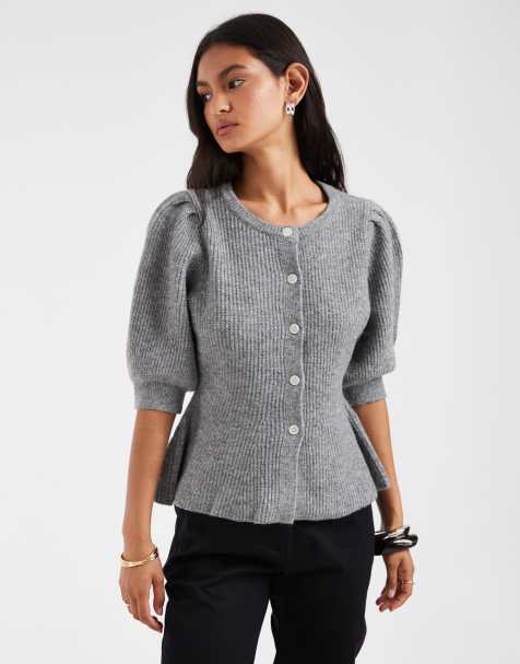 Pieces – Strickjacke in Mittelgrau meliert mit Puffärmeln und Taillendetail - view 1