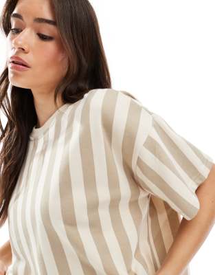 Pieces Striped T-shirt