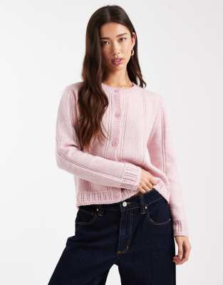 Pieces - Strukturierte Strickjacke in Blassrosa