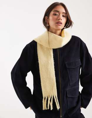 Pieces Pieces super soft long tassle scarf in pale yellow