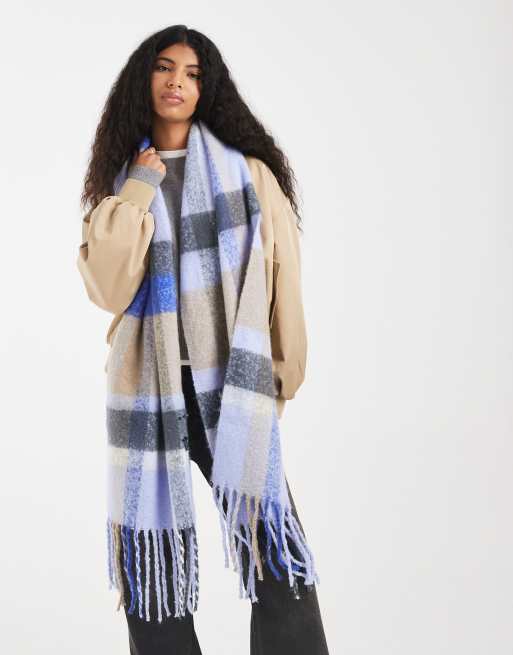 Pieces super soft tassel scarf in lavender check, 2 of 3