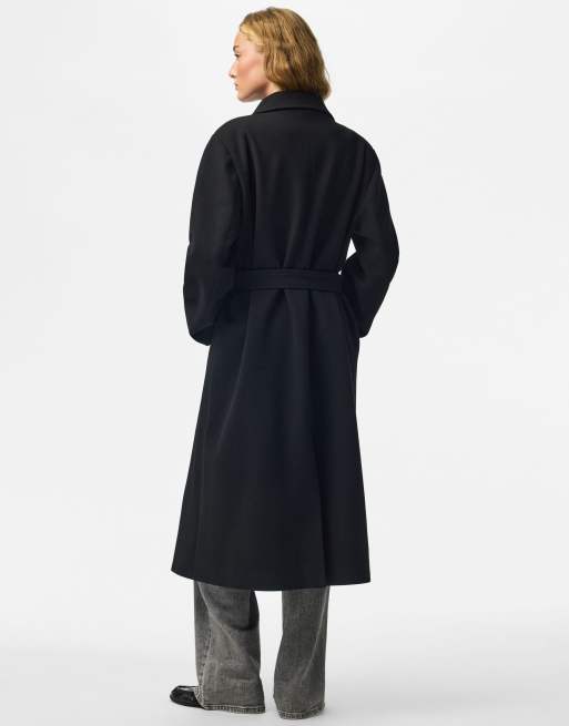 Pieces – Svart kappa, 2 av 7