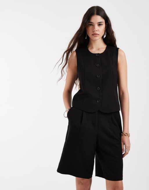 Pieces – Svarta, figursydda shorts i lång modell, del av set, 3 av 5
