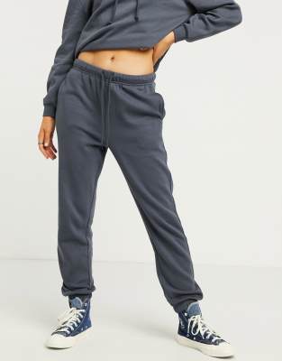 dark blue sweatpants