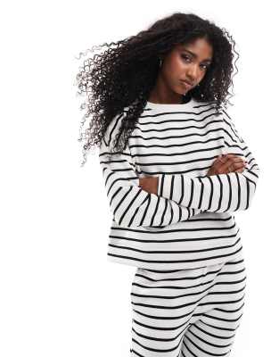 Thumbnail - Pieces - Sweatshirt in Schwarz und Weiß gestreift, Kombiteil