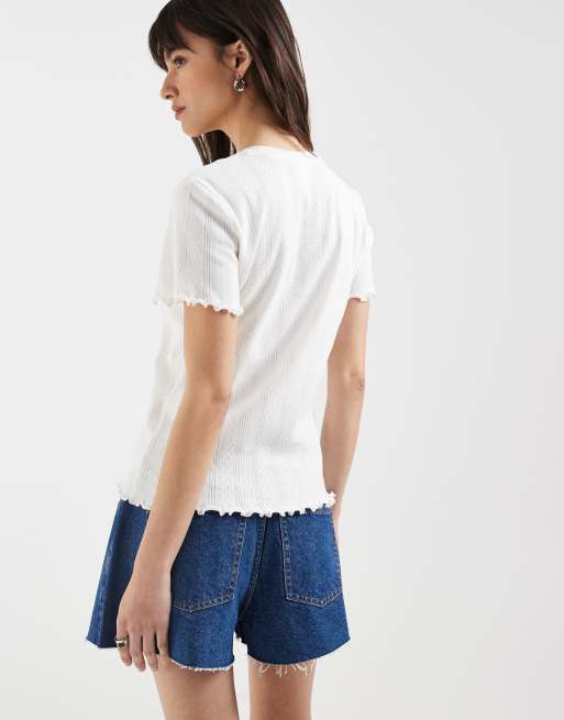 Pieces - T-shirt bianca con bordi smerlati, 4 di 4