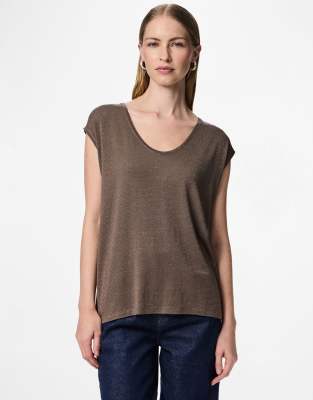 Pieces T-shirt in morel | ASOS