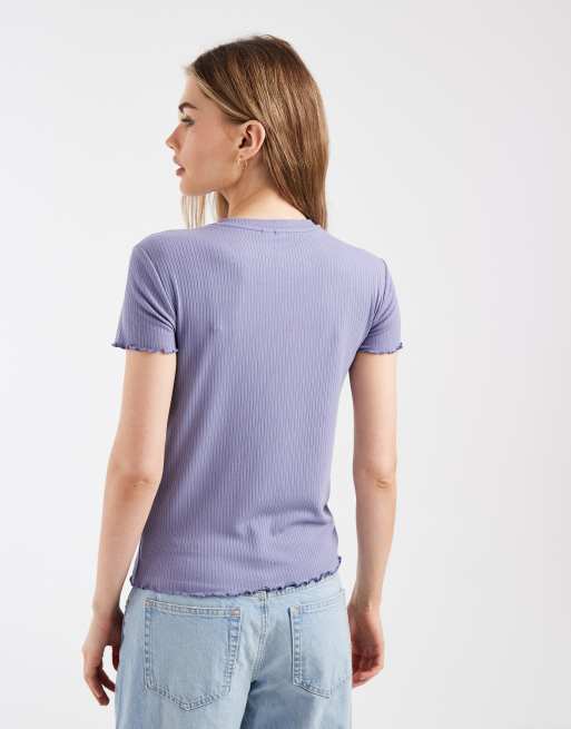 Pieces – T-Shirt in Schieferblau mit Wellenrand, 4 von 4