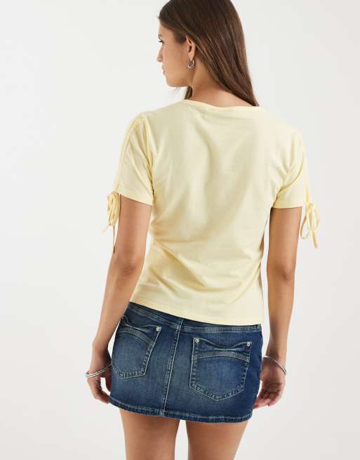 Pieces - T-shirt met gerimpelde schouder in pastelgeel, 4 van 4