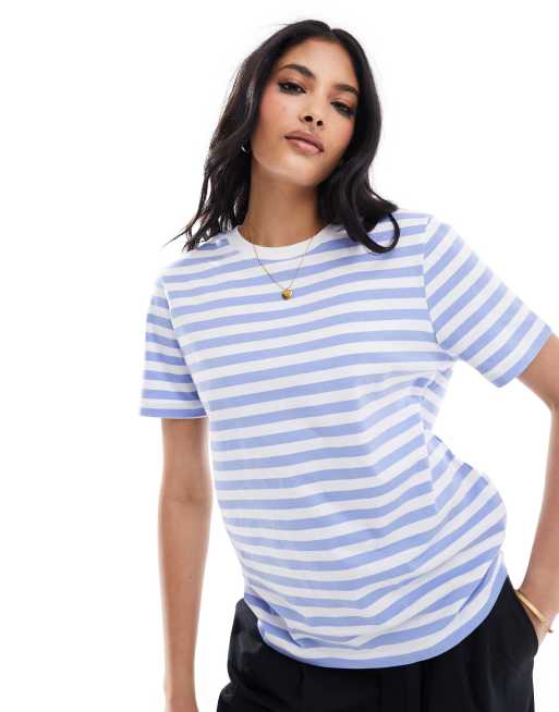 Pieces – T-shirt o pudełkowym kroju w niebiesko-białe paski