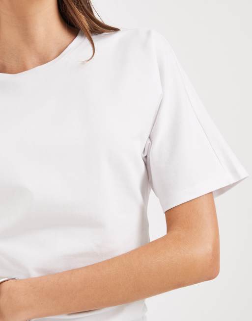 Pieces – Tailliertes T-Shirt in Weiß mit Raffung, 2 von 4
