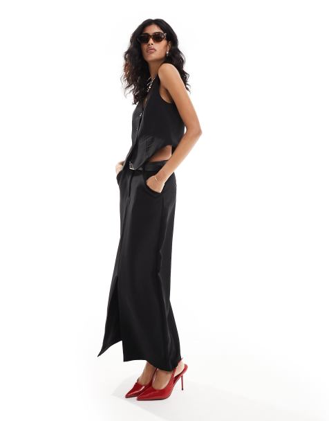 Pieces tailored maxi skirt co-ord with front split in black - view 1