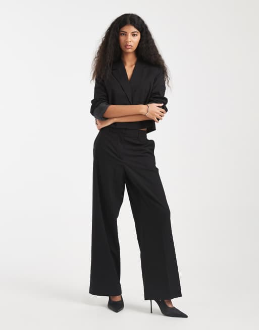 Pieces tailored short blazer in black - part of a set, 2 of 4
