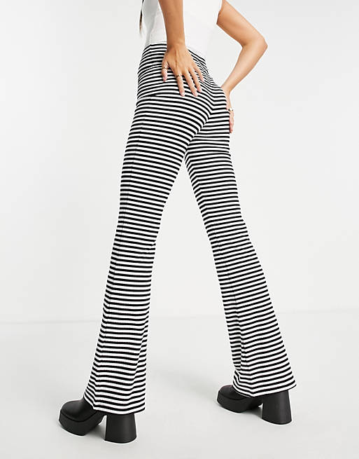Pieces Tall - Højtaljede bukser med svaj sorte hvide | ASOS