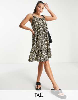 Pieces Tall button front mini slip dress in black floral - ASOS Price Checker