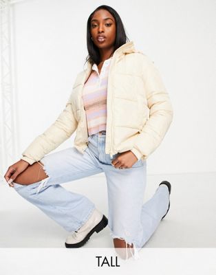 Pieces Tall padded puffer jacket in cream - CREAM