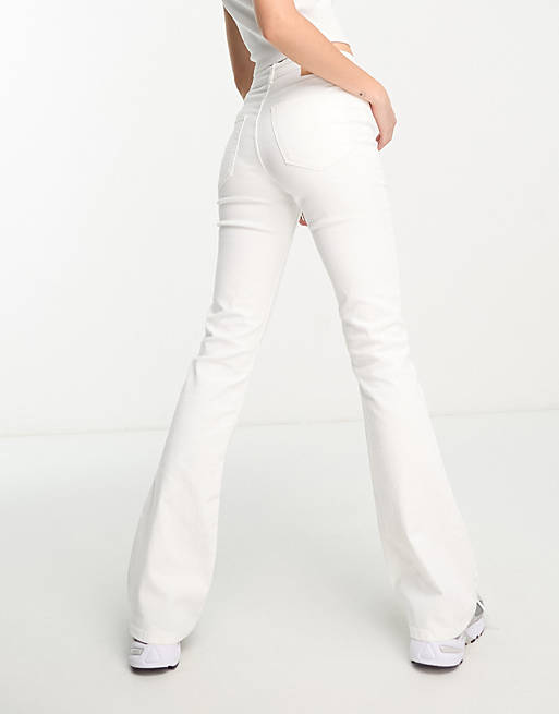 Pieces Tall Peggy flared jeans in white