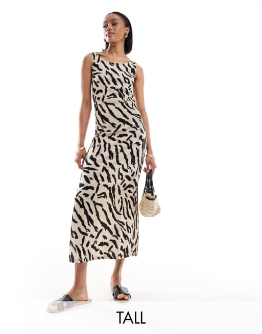 Pieces Tall Strukturiertes Jersey Maxikleid in Beige mit U Ausschnitt und Animalprint ASOS