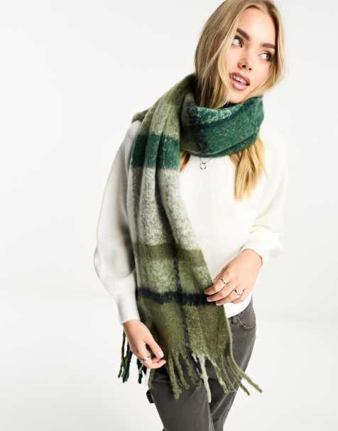 Pieces tassel scarf in dark green check - view 1
