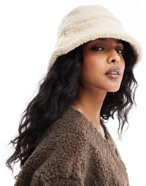 Pieces teddy bucket hat in cream - view 1