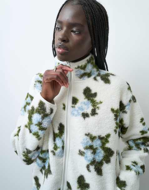 Pieces teddyjacka med dragkedja framtill och blommigt tryck i vitt - view 1