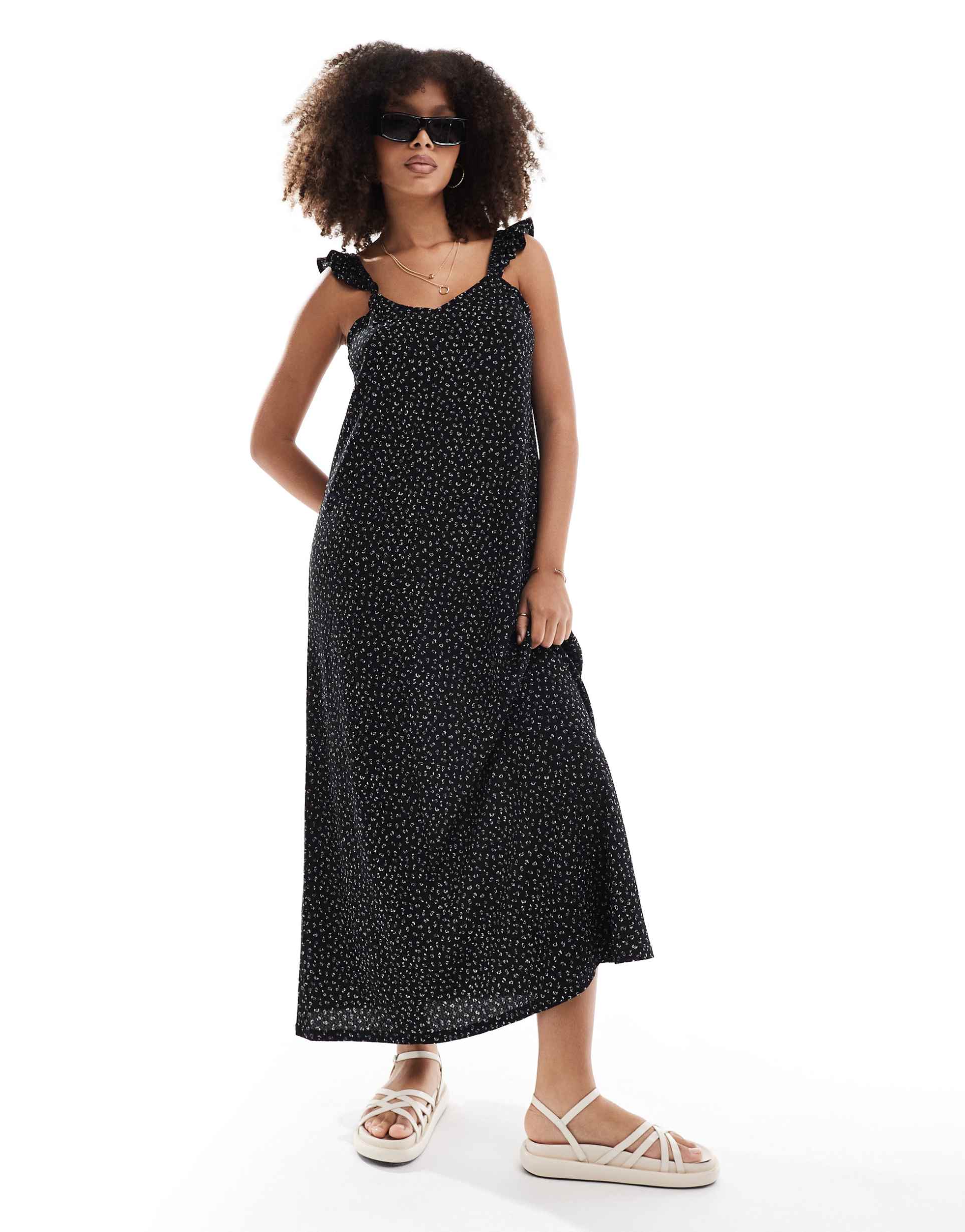 pieces textured jersey frill sleeve cami maxi dress in black floral