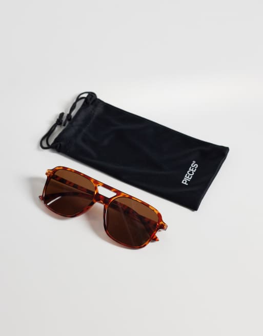  Pieces thick frame square sunglasses in tortoiseshell, 2 of 3