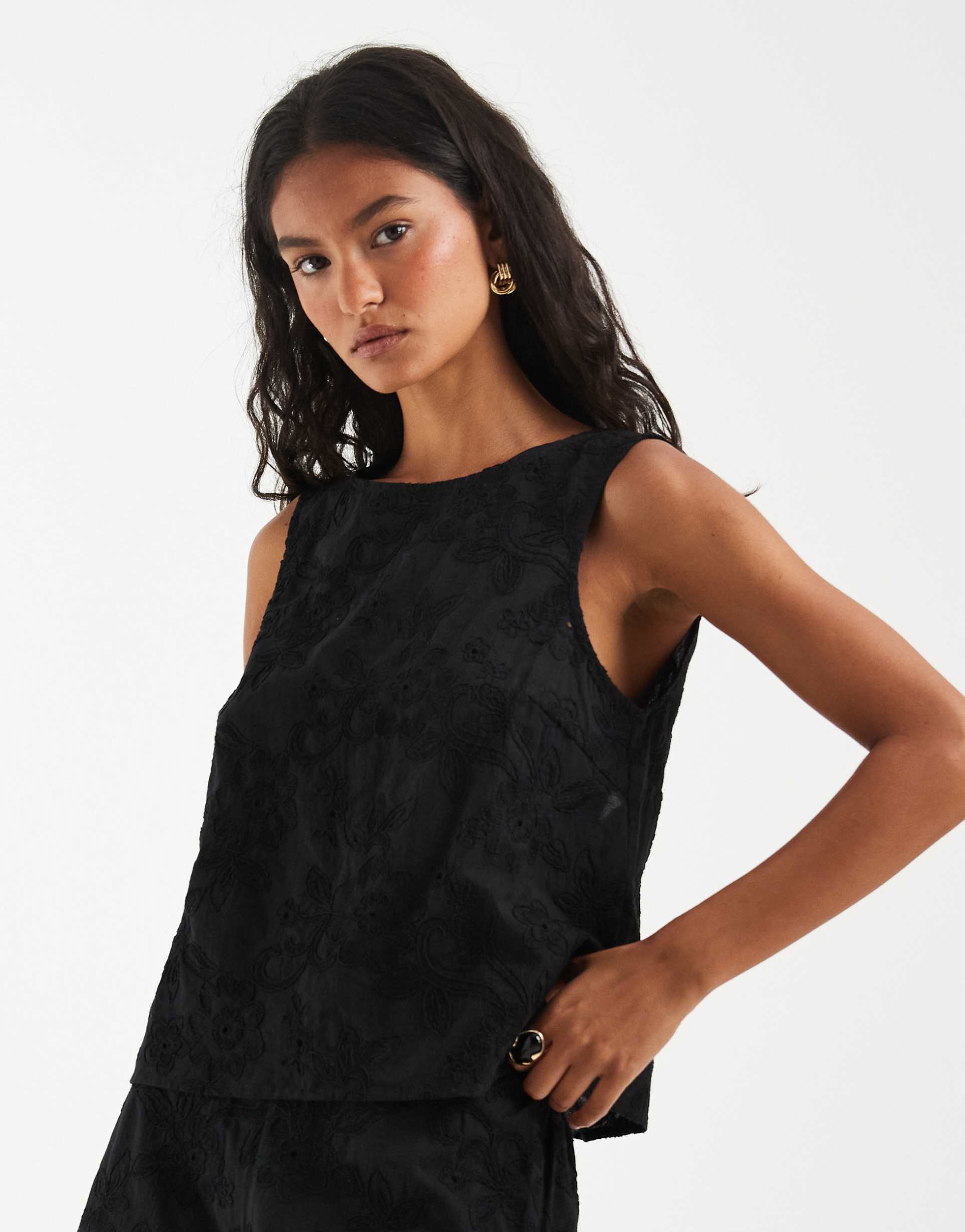 pieces tie back sleeveless broderie top in black - part of a set