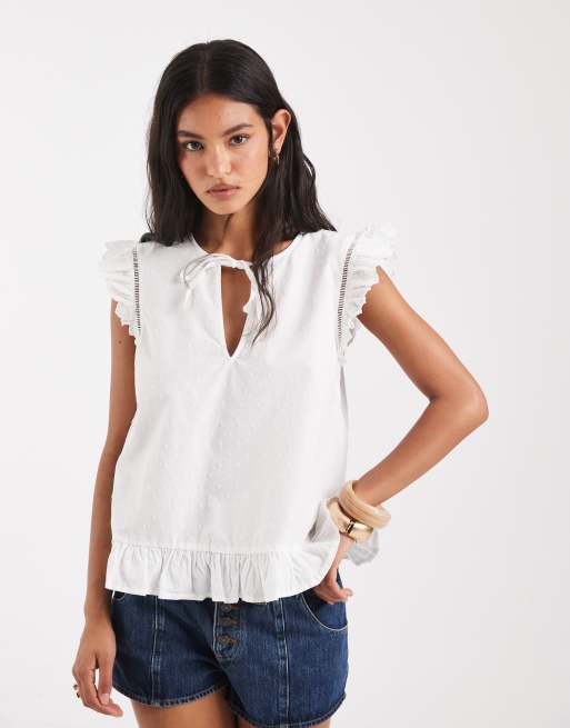 PIECES tie front sleeveless textured top in white, 4 of 4