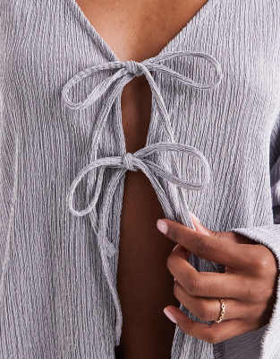 Pieces Tie Front Textured Top In Gray