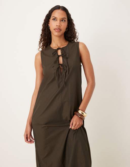 Pieces tie front woven midi dress in chocolate brown | ASOS