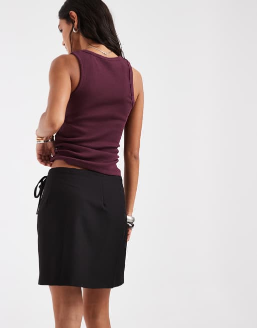 Pieces tie side woven mini skirt in black, 5 of 5