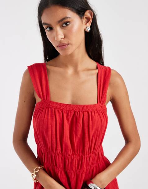 Pieces - Top a punto smock in cotone rosso con spalline larghe - view 1