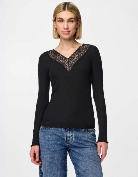 Pieces Top in black - view 1