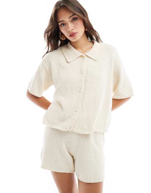 Pieces - Top in maglia crema con bottoni in coordinato