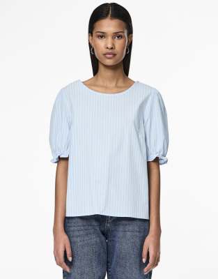 Pieces - Top in zartem Blau