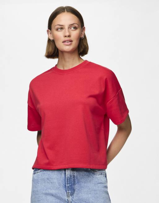Pieces - Top met korte mouwen in klaprozen-rood