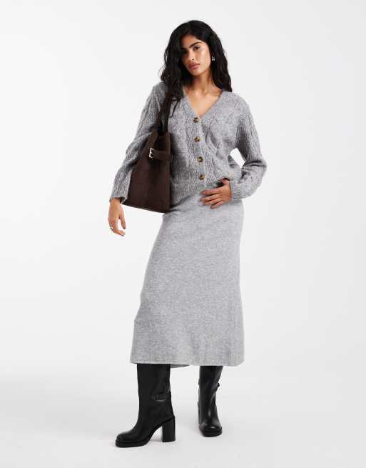 Pieces v neck cable knit cardigan in medium grey melange, 3 of 4